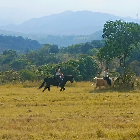 @Nature Luxury Cottages Mbombela Екстер'єр фото